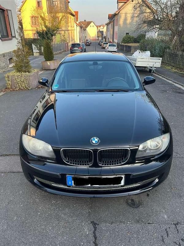 Schwarz Gebraucht 2008 BMW 116 Kleinwagen | 2.490 € (Superpreis) - Bild 1/4