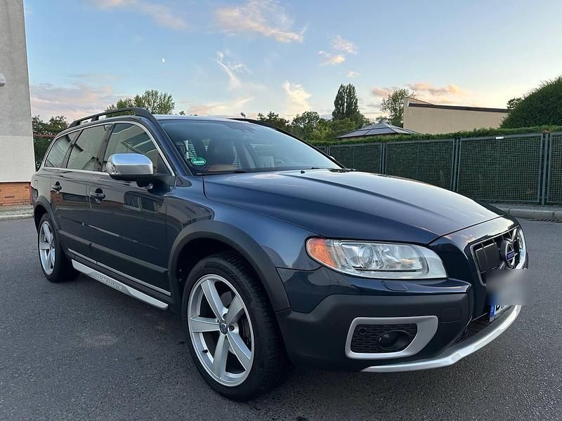 Blau Gebraucht 2010 Volvo XC70 Inscription Kombi | 11.500 € (Fairer Preis) - Bild 1/4
