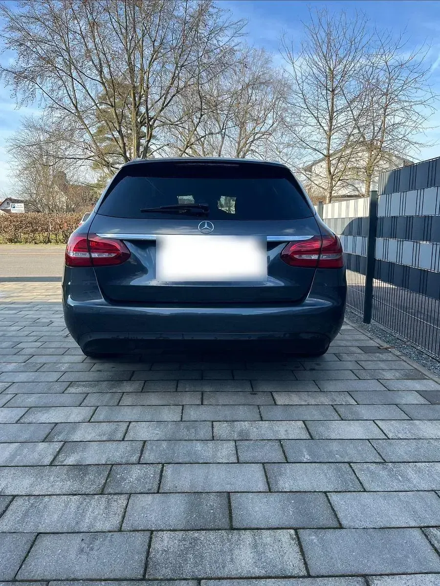 Gebraucht Mercedes C220 170 PS (125 kW) 2015 Grau Limousine