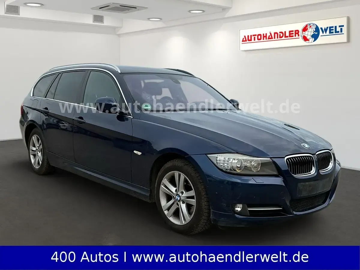 Gebraucht BMW 320 184 PS (135 kW) 2011 Blau Kombi