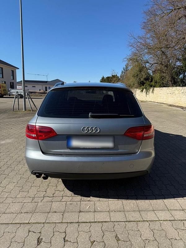 Gebraucht Audi A4 120 PS (88 kW) 2009 Silber Kombi