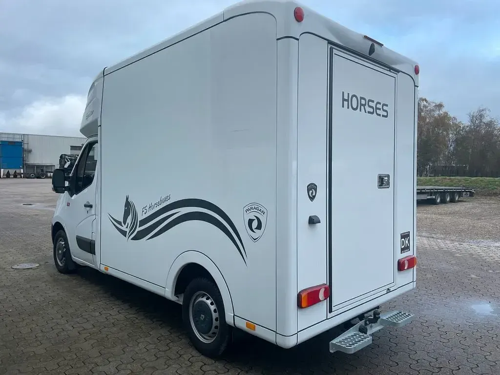 Gebraucht Renault Master 2020 Weiß Van / Kleinbus