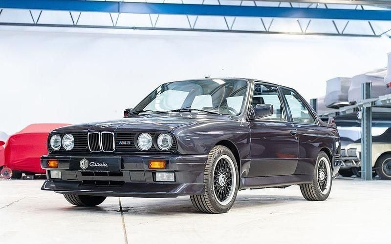 Gebraucht BMW M3 215 PS (158 kW) 1989 Blau Limousine