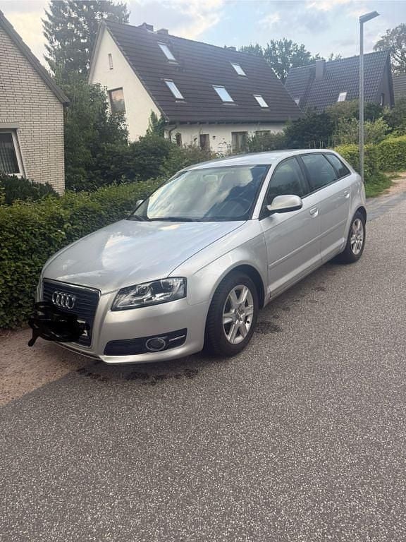 Gebraucht Audi A3 Attraction 125 PS (91 kW) 2011 Grau Kleinwagen