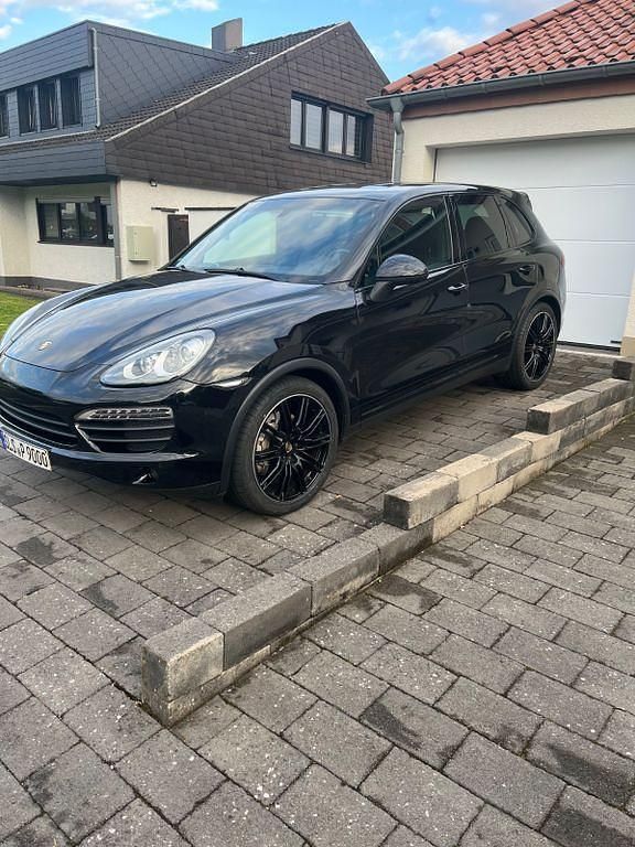 Schwarz Gebraucht 2012 Porsche Cayenne S Sport SUV | 22.688 € (Guter Preis) - Bild 1/4