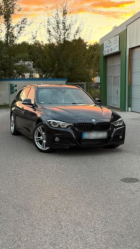 Gebraucht BMW 320 Shadowline 190 PS (139 kW) 2018 Schwarz Kombi