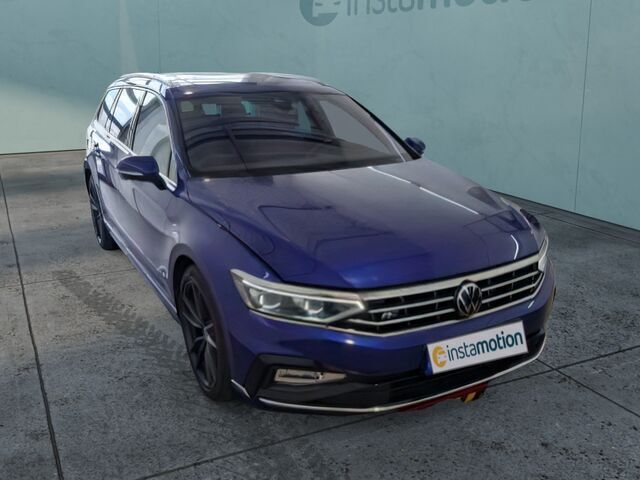 Blau Gebraucht 2020 VW Passat R-line Kombi | 33.140 € (Teuer) - Bild 1/2