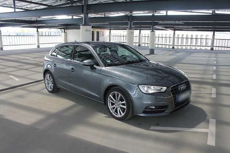 Gebraucht Audi A3 150 PS (110 kW) 2016 Grau Limousine