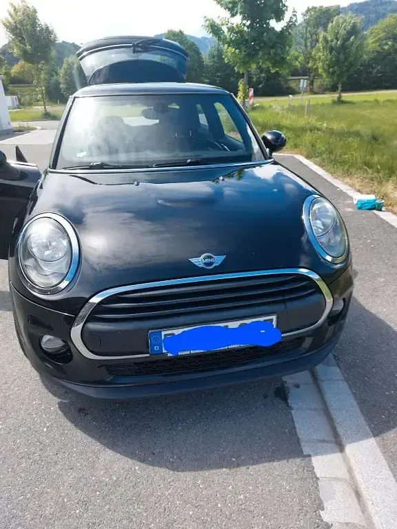 Käytetty Mini One D 95 HP (69 kW) 2017 Musta Viistoperä