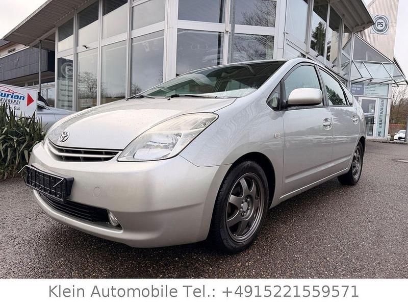 Gebraucht Toyota Prius Executive 77 PS (56 kW) 2005 Silver metallic Kleinwagen
