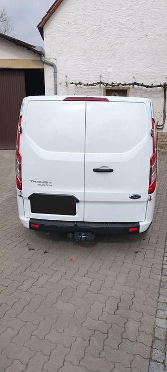 Gebraucht Ford Transit Custom 131 PS (96 kW) 2021 Weiß Van / Kleinbus