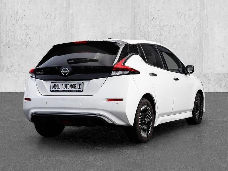 Gebraucht Nissan Leaf 360º 110 kW (150 PS) 2022 Weiss Kleinwagen