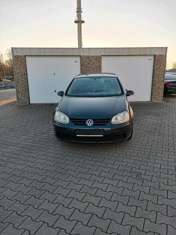 Blau Gebraucht 2004 VW Golf V Kleinwagen | 2.200 € (Fairer Preis) - Bild 1/4