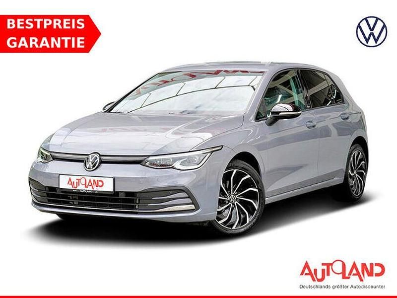 Grau Gebraucht 2021 VW Golf VIII Limousine | 24.490 € (Fairer Preis) - Bild 1/4