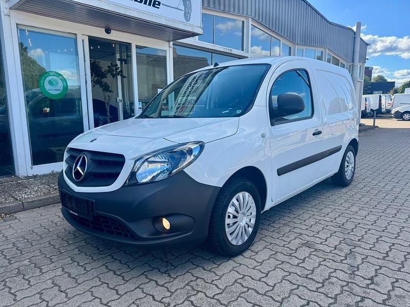 Gebraucht Mercedes Citan 109 95 PS (69 kW) 2021 Arktikweiss Van / Kleinbus