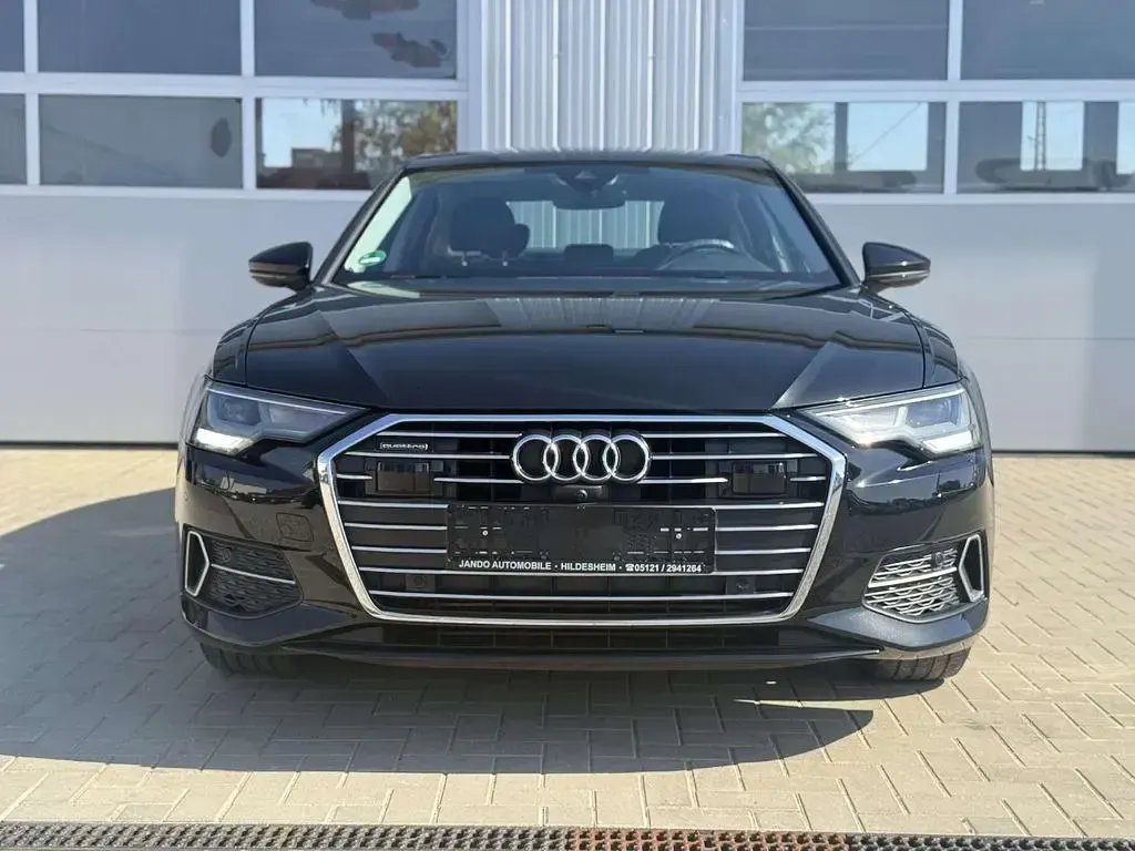Gebraucht Audi A6 Sport 245 PS (180 kW) 2019 Mythosschwarz metallic Limousine