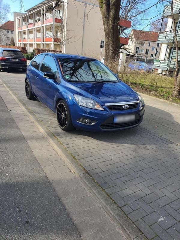 Gebraucht Ford Focus 101 PS (74 kW) 2009 Coupé