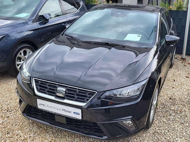 Mitternachtsschwarz Gebraucht 2024 Seat Ibiza FR Kleinwagen | 18.850 € (Fairer Preis) - Bild 1/4