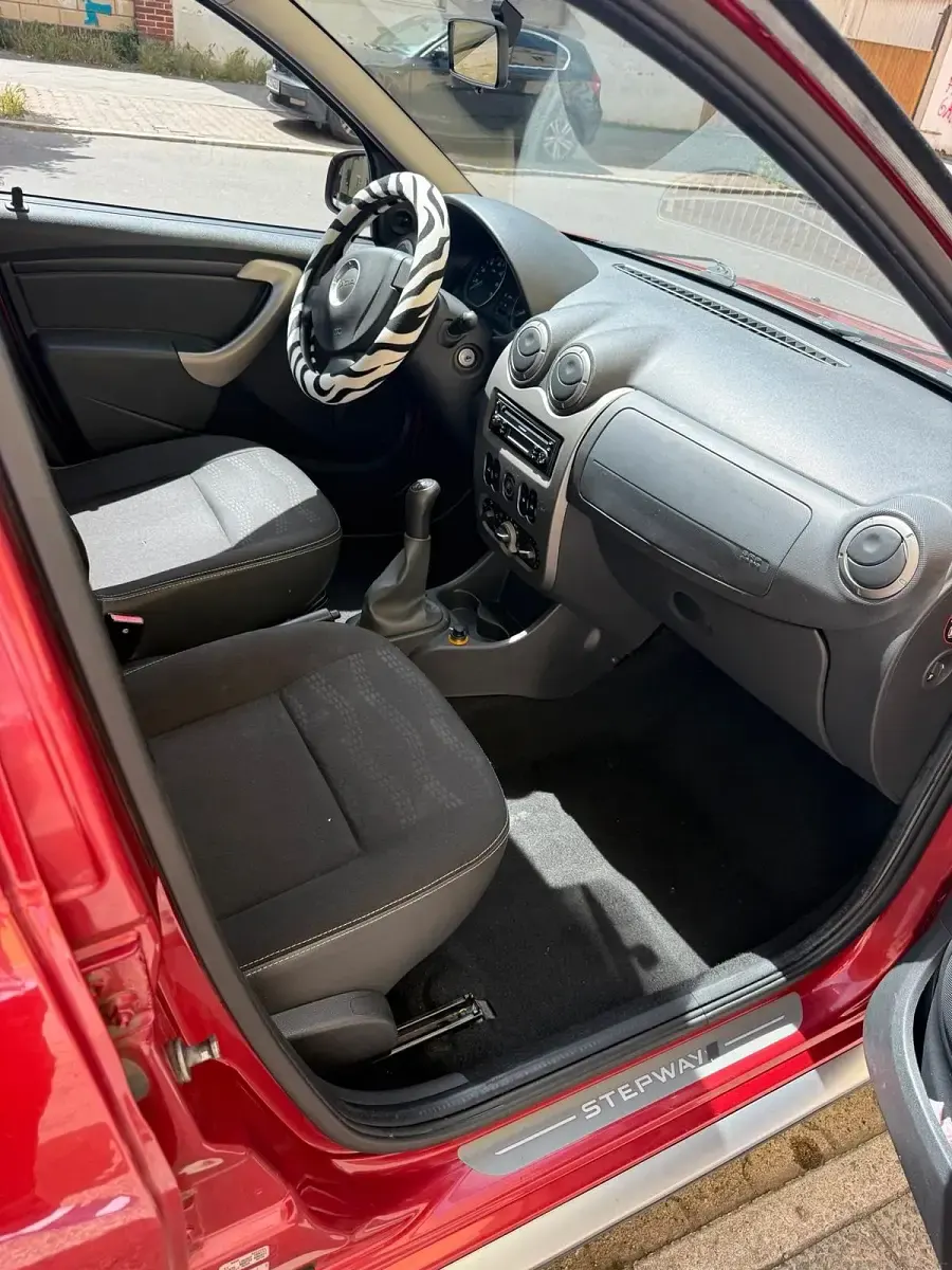 Gebraucht Dacia Sandero Stepway 88 PS (64 kW) 2010 Rot Limousine