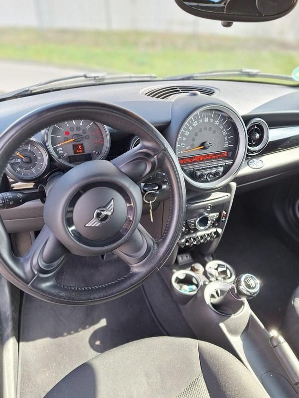 Gebraucht Mini Cooper Cabriolet 122 PS (89 kW) 2015 Schwarz Cabrio