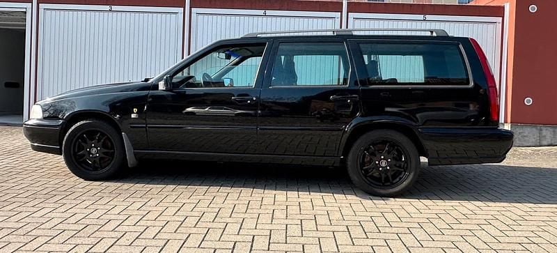 Gebraucht Volvo V70 144 PS (105 kW) 1999 Schwarz Kombi