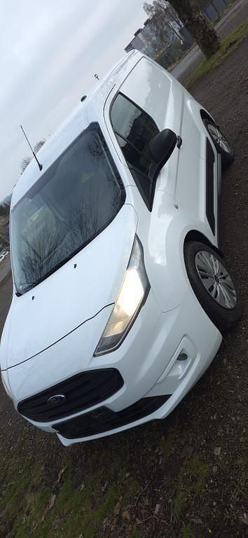 Gebraucht Ford Transit Connect 102 PS (75 kW) 2018 Weiß Van / Kleinbus