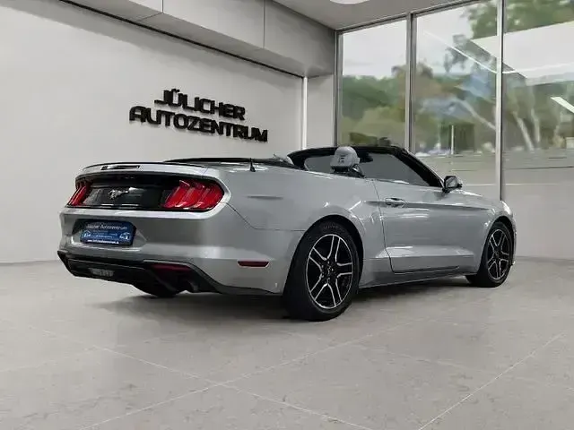 Gebraucht Ford Mustang 314 PS (230 kW) 2022 Grau Cabrio