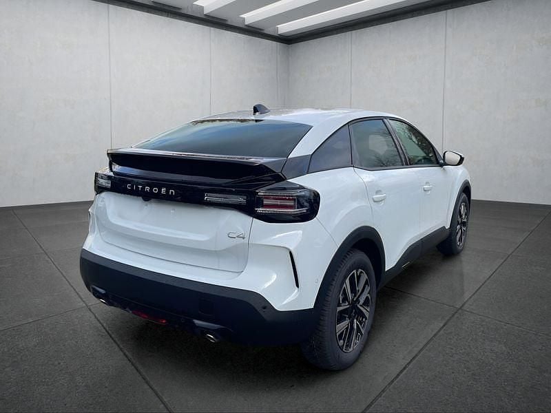 Neu Citroën C4 PureTech 131 PS (96 kW) 2025 Weiß Limousine