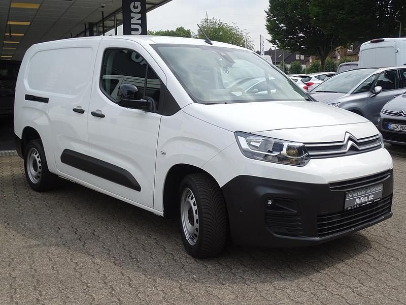 Gebraucht Citroën Berlingo 131 PS (96 kW) 2022 Weiß Van / Kleinbus