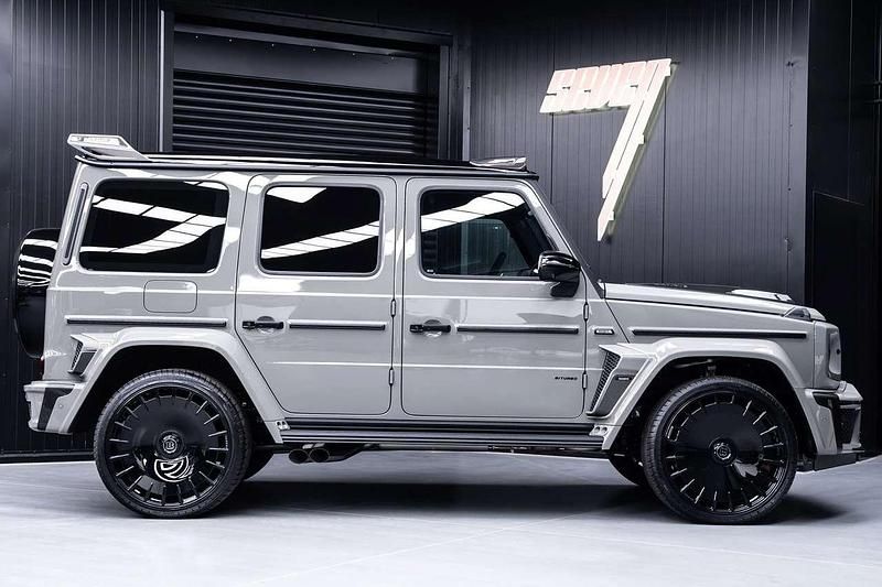 Neu Mercedes G63 AMG AMG 585 PS (430 kW) 2026 Manufaktur classic gray SUV