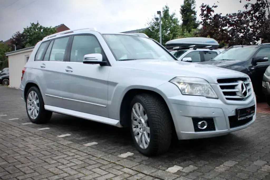 Gebraucht Mercedes GLK320 224 PS (164 kW) 2008 Silber SUV