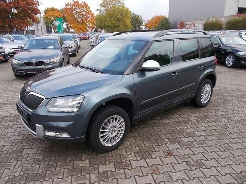 Grau Gebraucht 2016 Skoda Yeti Active SUV | 11.200 € (Fairer Preis) - Bild 1/4