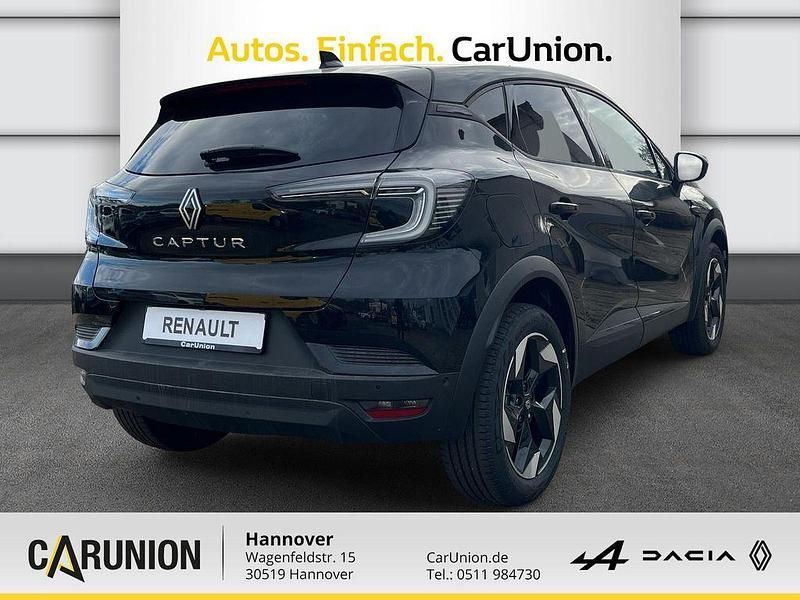 Neu Renault Captur 114 PS (83 kW) 2026 Black pearlschwarz metallic SUV