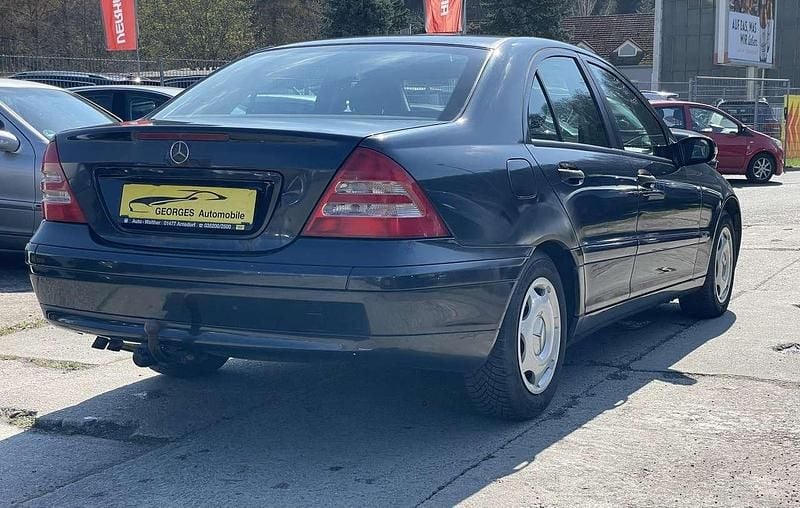 Gebraucht Mercedes C180 Classic 129 PS (94 kW) 2001 Schwarz Limousine