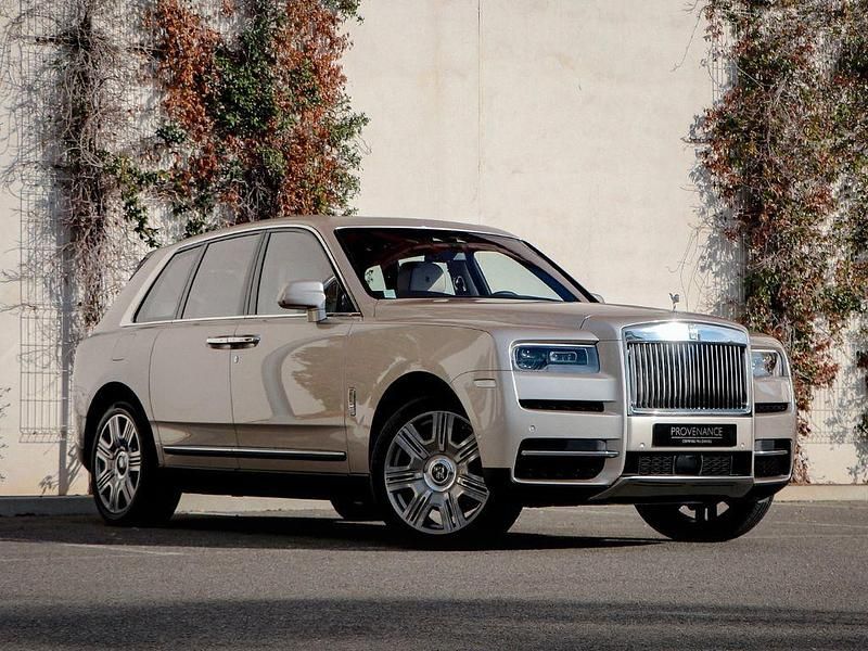 Gebraucht Rolls Royce Cullinan 571 PS (419 kW) 2023 Silber SUV