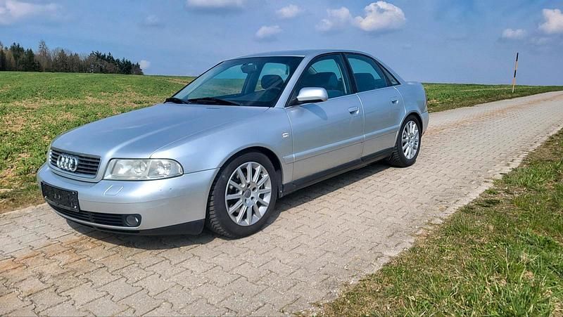 Gebraucht Audi A4 165 PS (121 kW) 1999 Silber Limousine