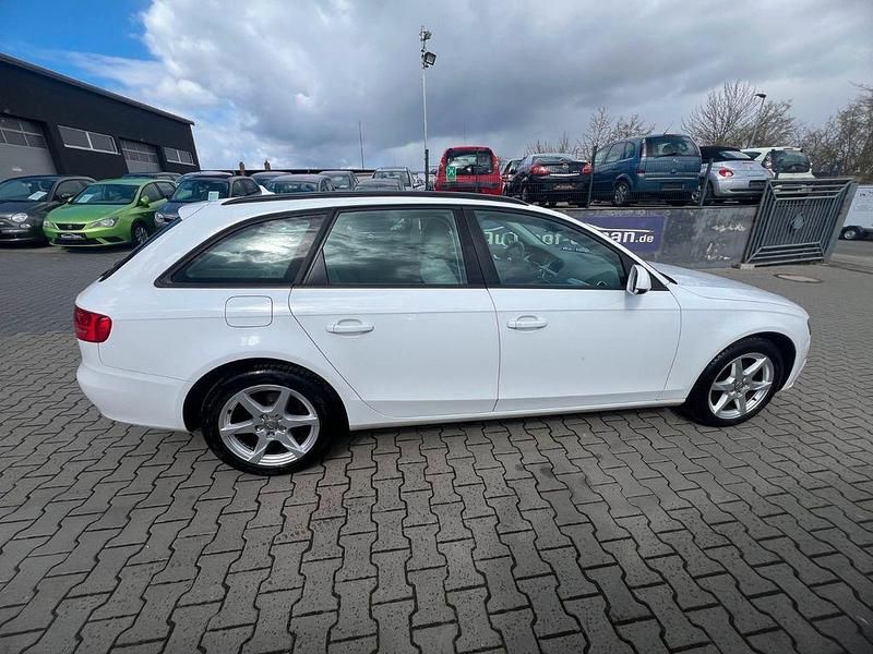 Gebraucht Audi A4 Ambition 143 PS (105 kW) 2010 Ibisweiß Kombi