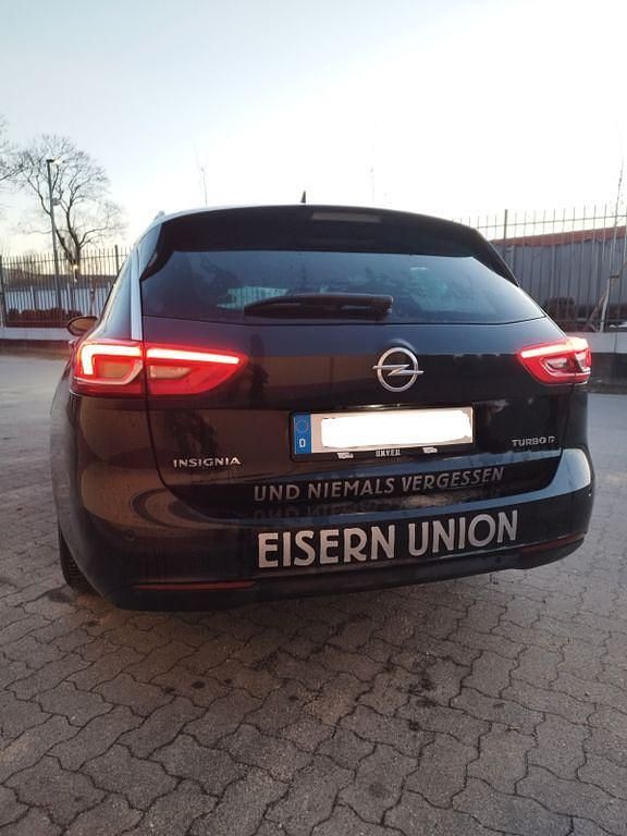 Gebraucht Opel Insignia Dynamic 170 PS (125 kW) 2018 Schwarz Kombi