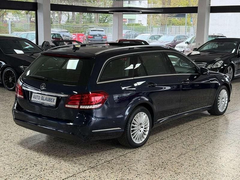 Gebraucht Mercedes E400 333 PS (244 kW) 2015 Blau Limousine