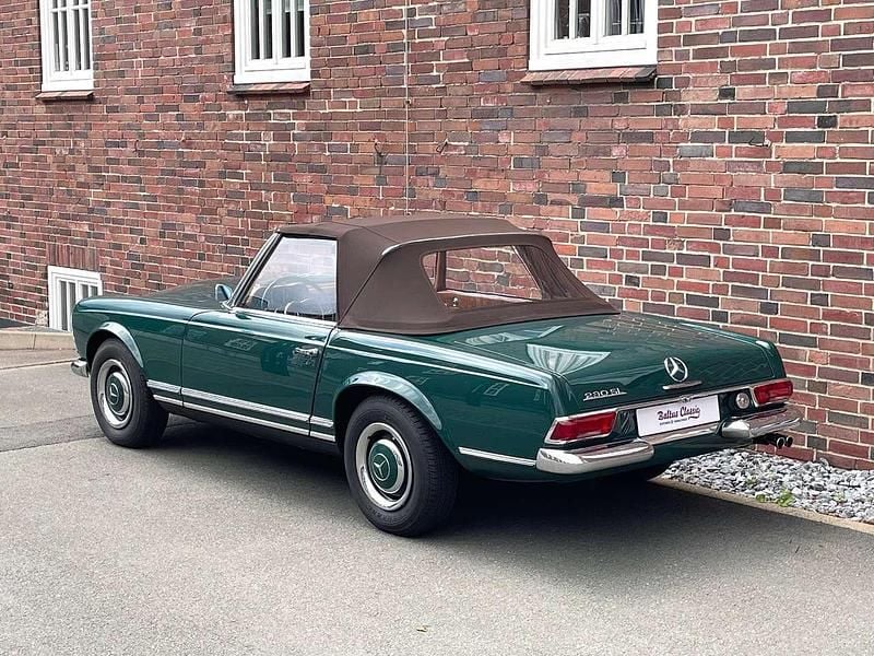 Gebraucht Mercedes W113 150 PS (110 kW) 1964 Blaugrün (268) Cabrio