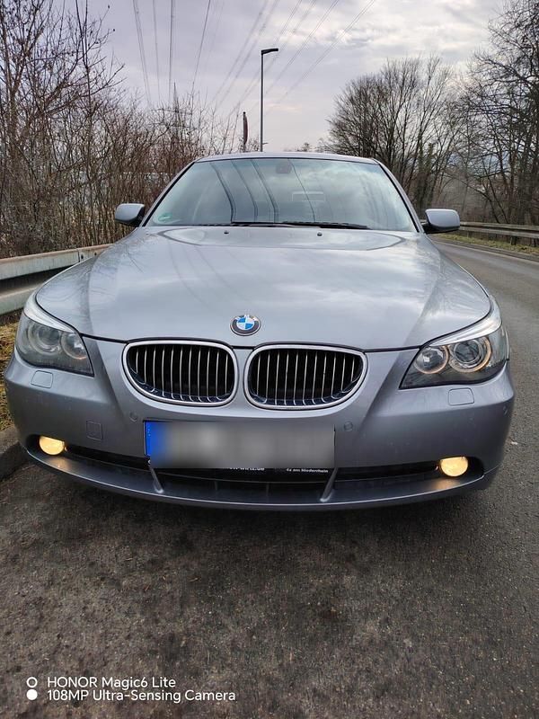 Gebraucht BMW 520 2004 Grau Limousine