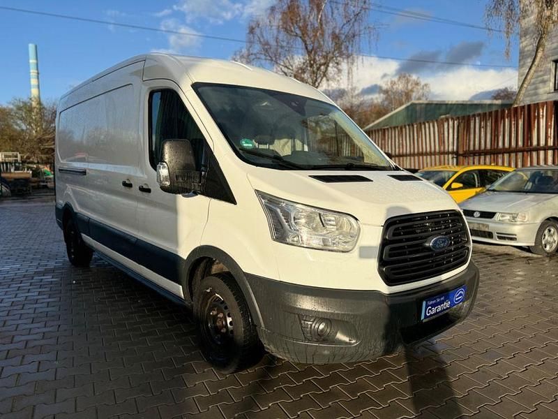 Gebraucht Ford Transit Trend 105 PS (77 kW) 2019 Weiß Van / Kleinbus