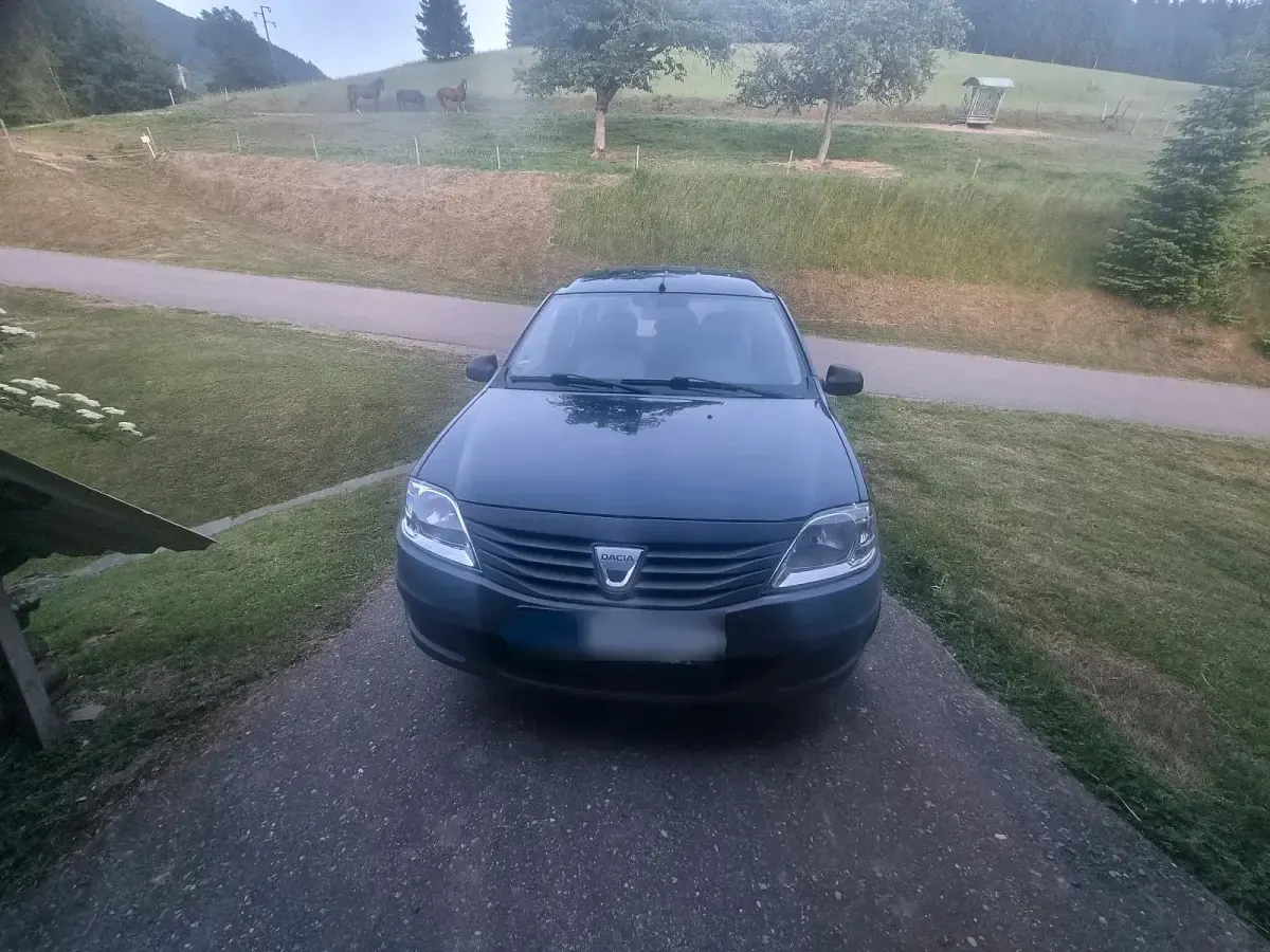 Gebraucht Dacia Logan 84 PS (61 kW) 2011 Blau Kombi