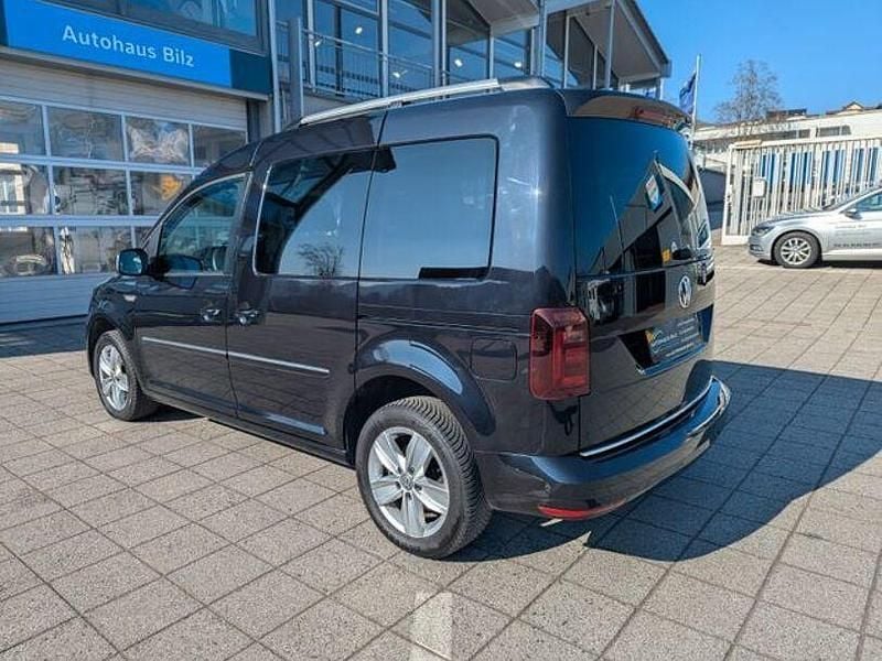 Gebraucht VW Caddy Highline 150 PS (110 kW) 2020 Deep black Van / Kleinbus
