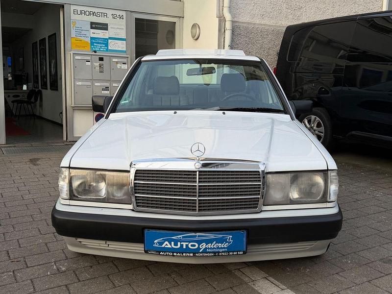 Gebraucht Mercedes 190 102 PS (75 kW) 1988 Weiß Limousine