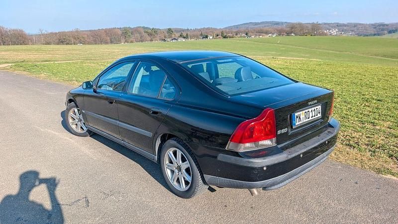 Gebraucht Volvo S60 131 PS (96 kW) 2003 Schwarz Limousine