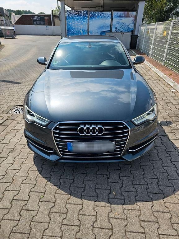 Grau Gebraucht 2016 Audi A6 Ambiente Limousine | 17.300 € (Fairer Preis) - Bild 1/4