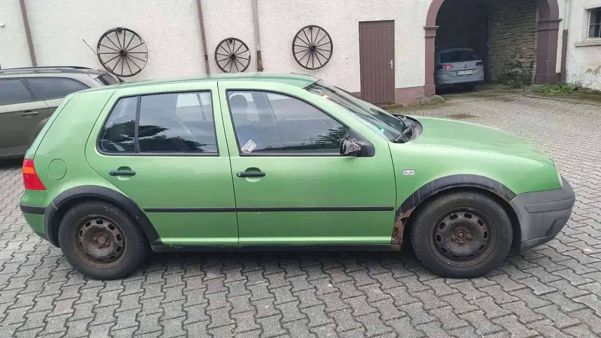 Gebraucht VW Golf IV Comfortline 75 PS (55 kW) 2000 Grün Limousine