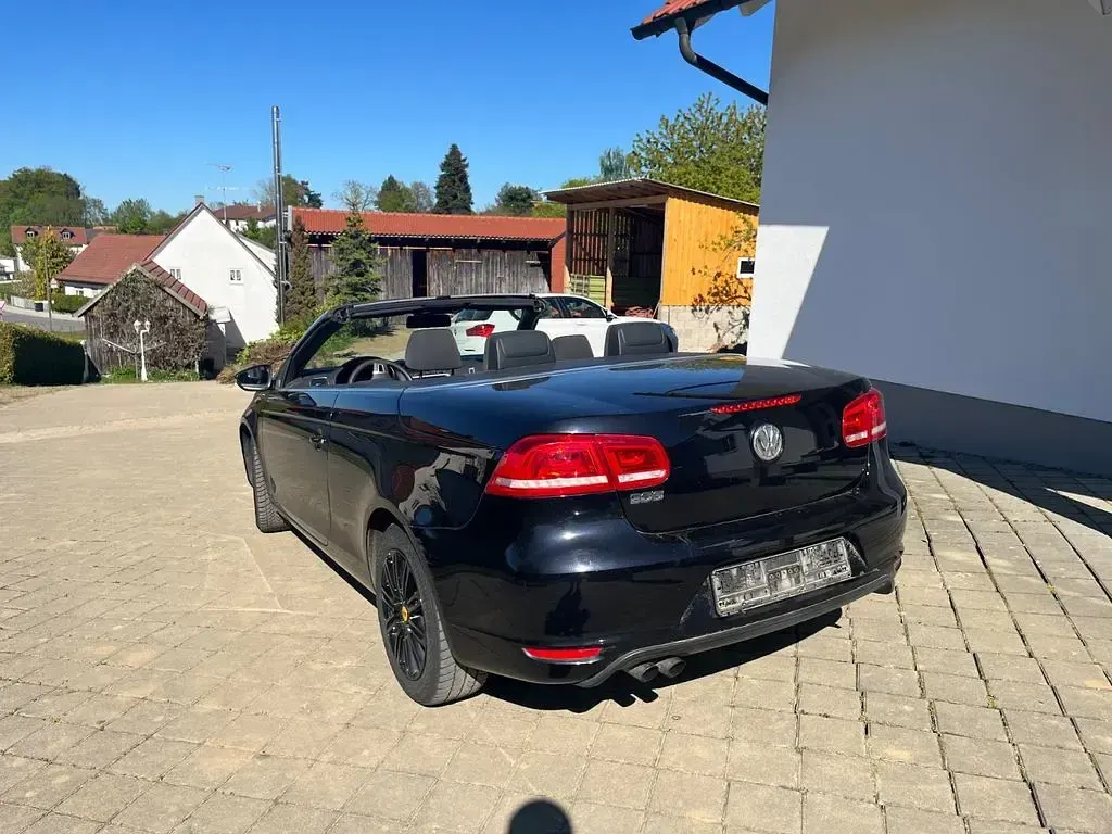 Occasion VW Eos 140 ch (102 kW) 2012 Noir Cabriolet