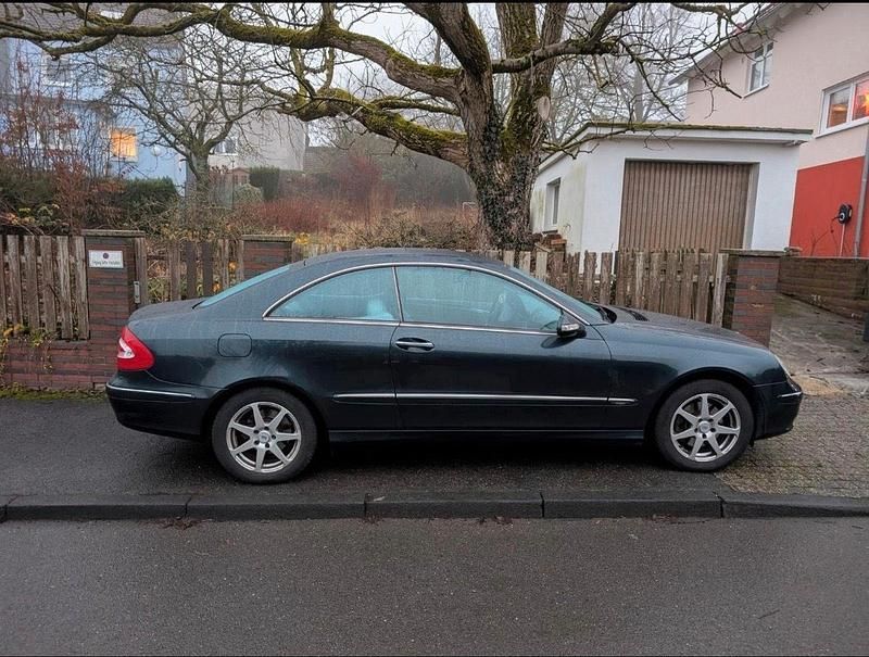 Andere farben Gebraucht 2003 Mercedes CLK240 Avantgarde Coupé | 4.900 € (Fairer Preis) - Bild 1/4